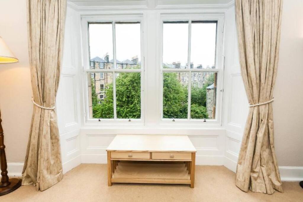 Entire, Central & Fully- Equipped Flat, West End Edimburgo Exterior foto